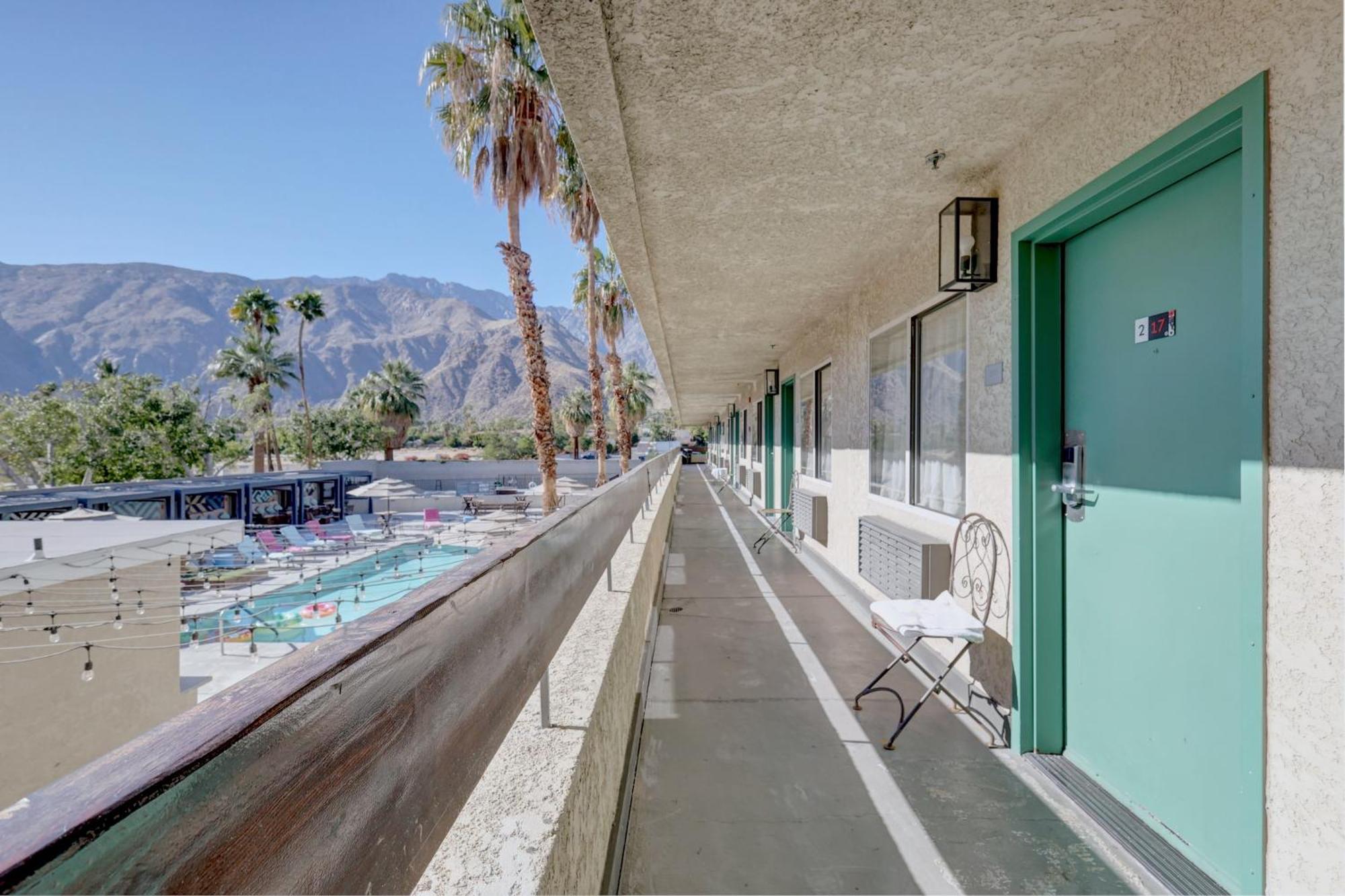The Infusion Beach Club Palm Springs Eksteriør bilde