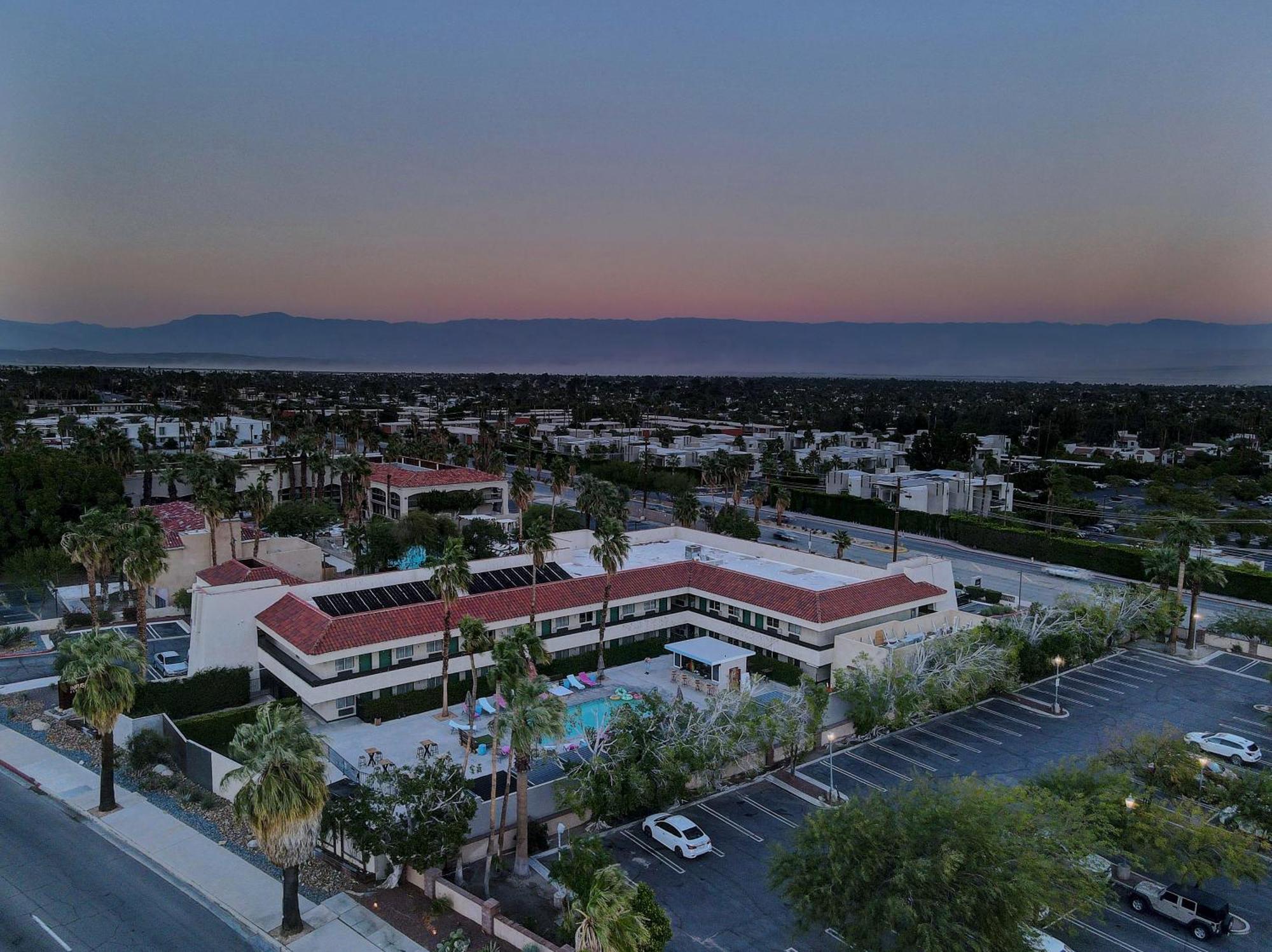 The Infusion Beach Club Palm Springs Eksteriør bilde