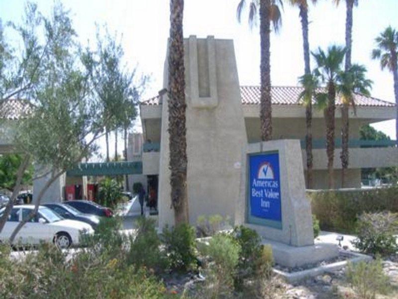The Infusion Beach Club Palm Springs Eksteriør bilde
